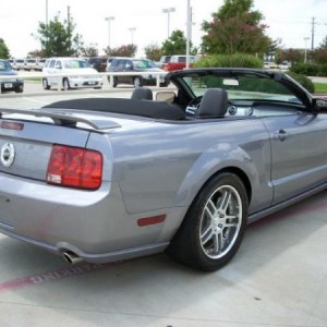 07 gt convertible rear