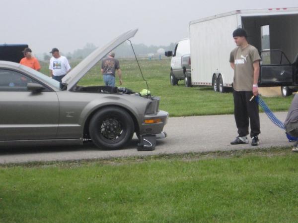 Spring of 2010 first Osca race @ Grand Bend. Very fustrating day spinning the tires non stop. It's a Love hate thing that day we wern't getting along