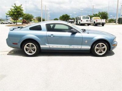 06mustang.jpg