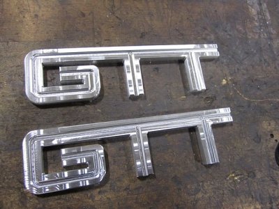 BADGE GTT small.JPG