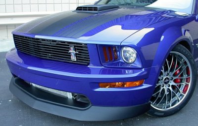 classic_mustang_05_07_grille_replacement_black_billet.jpg