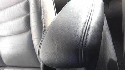 SN95 armrest1.jpg