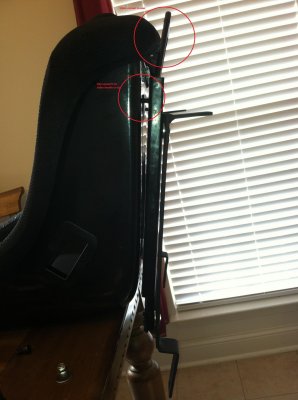 seat mount issue.jpg