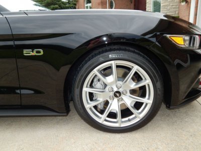 2015-ford-mustang-gt-50-years-anniversary-convertible-black-coupe-only-750-mi-4.jpg