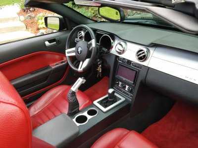 2005 Mustang GT Convertible 3.jpg