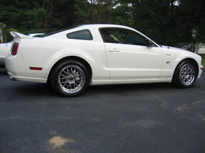 side driveway.jpg