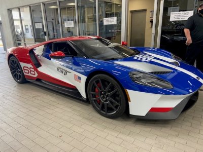 FORD GT1.jpg