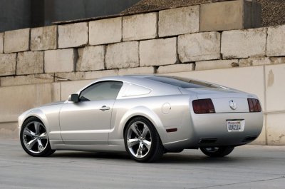 07-iacocca-silver-45th-mustang.jpg