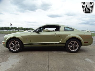 2006 mustang.jpg