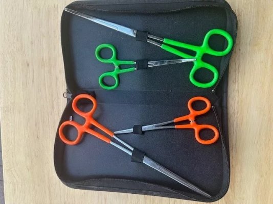 BLUE POINT 4 PIECE HEMOSTAT PLIERS KIT.jpg