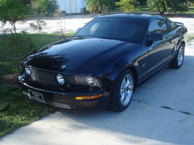 2006 Mustang GT 02b - 08-10-2009.JPG