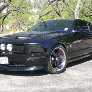 Appearance mainly...  JBA longtubes, O/R H-pipe, and flowmaster axle back....  SCT Livewire, Roush coldair, and Hurst short shifter