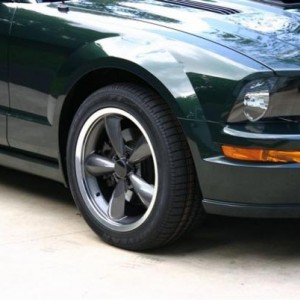 2008 Mustang Bullitt Wheels (New) 090609 002 (2)