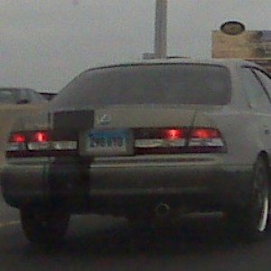 Lexus ES with racing stripes?!