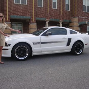 nora and car (2)