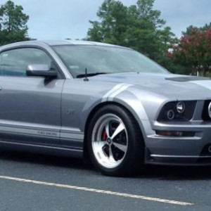 Front splitter/chin spoiler.