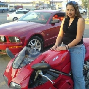 Mi Diablo y la Katty
Mustang y Ducatti