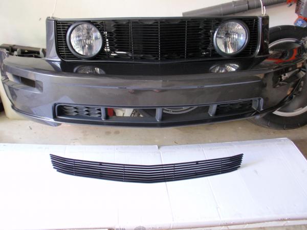 2007 Gt Alloy Bumper with fogs and black billet grill
