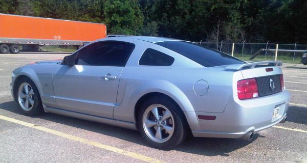 cropped dropped with decklid