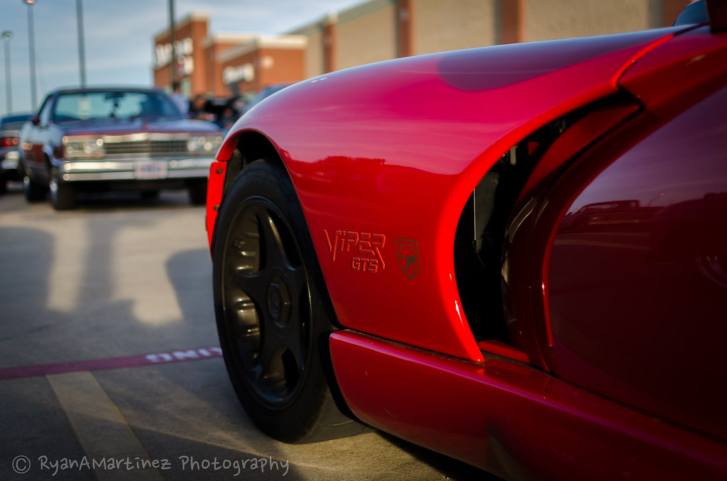 14025088922_756bfd3e65_b.jpg