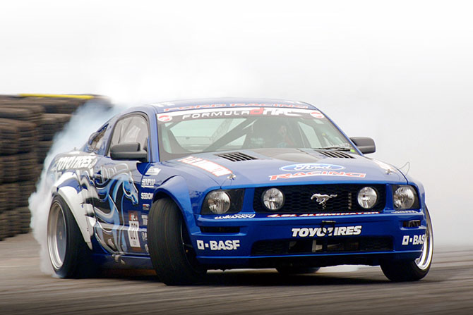 drift_mustang_3.jpg