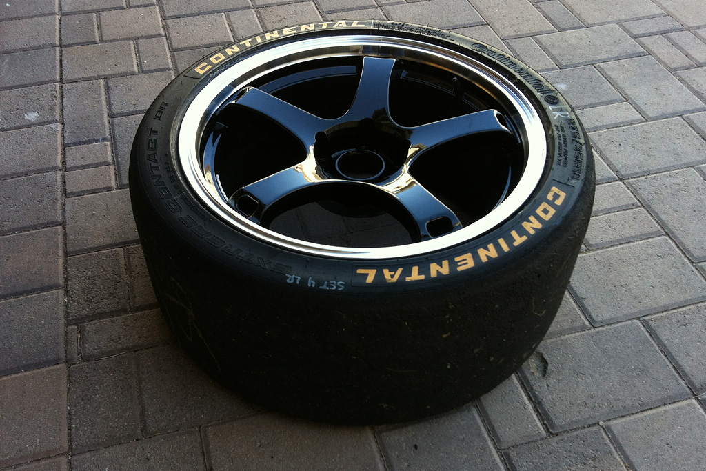 trackwheels2.jpg