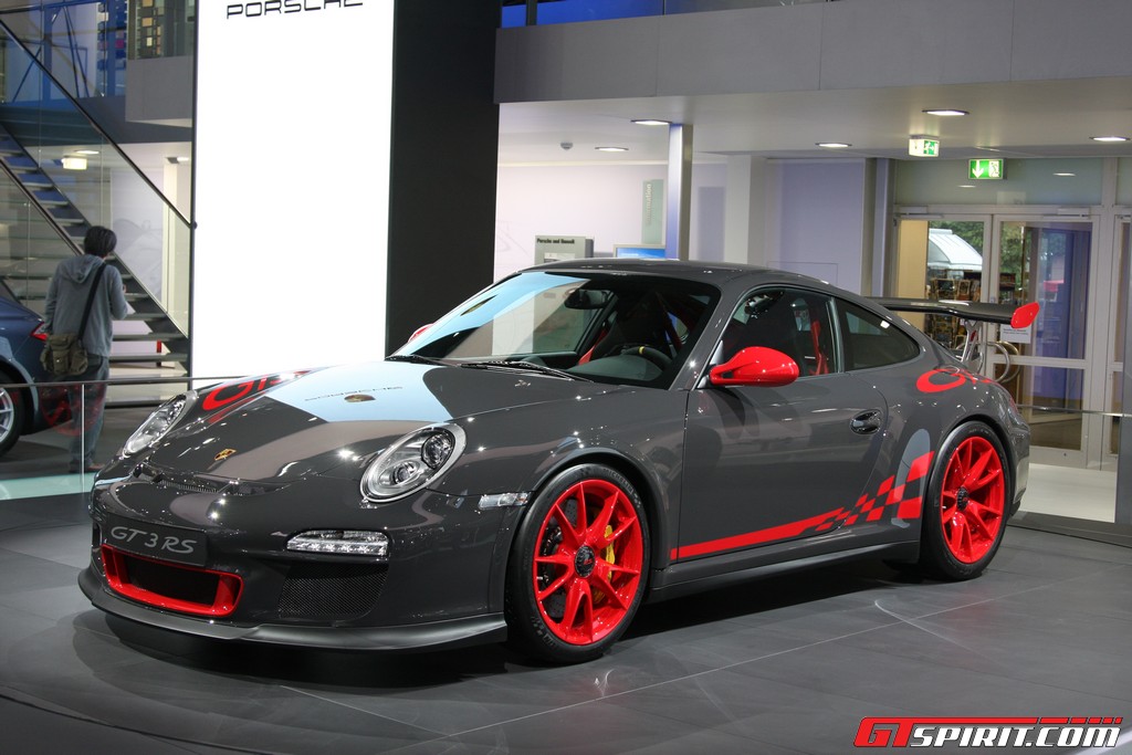 778522d1384364866-anyone-know-what-color-this-is-porsche-gray-black-gt3-rs-color.jpg
