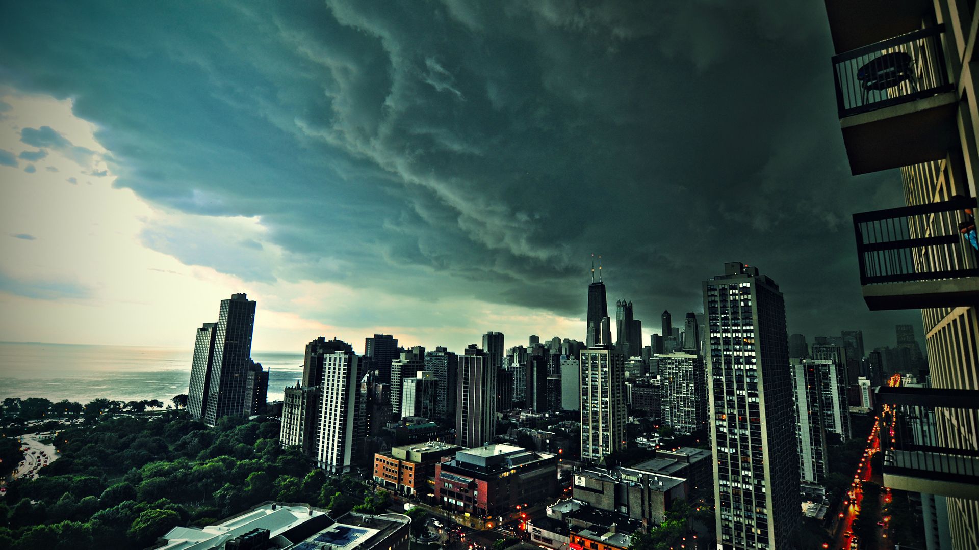 storm-1080p-wallpaper_104124181.jpg